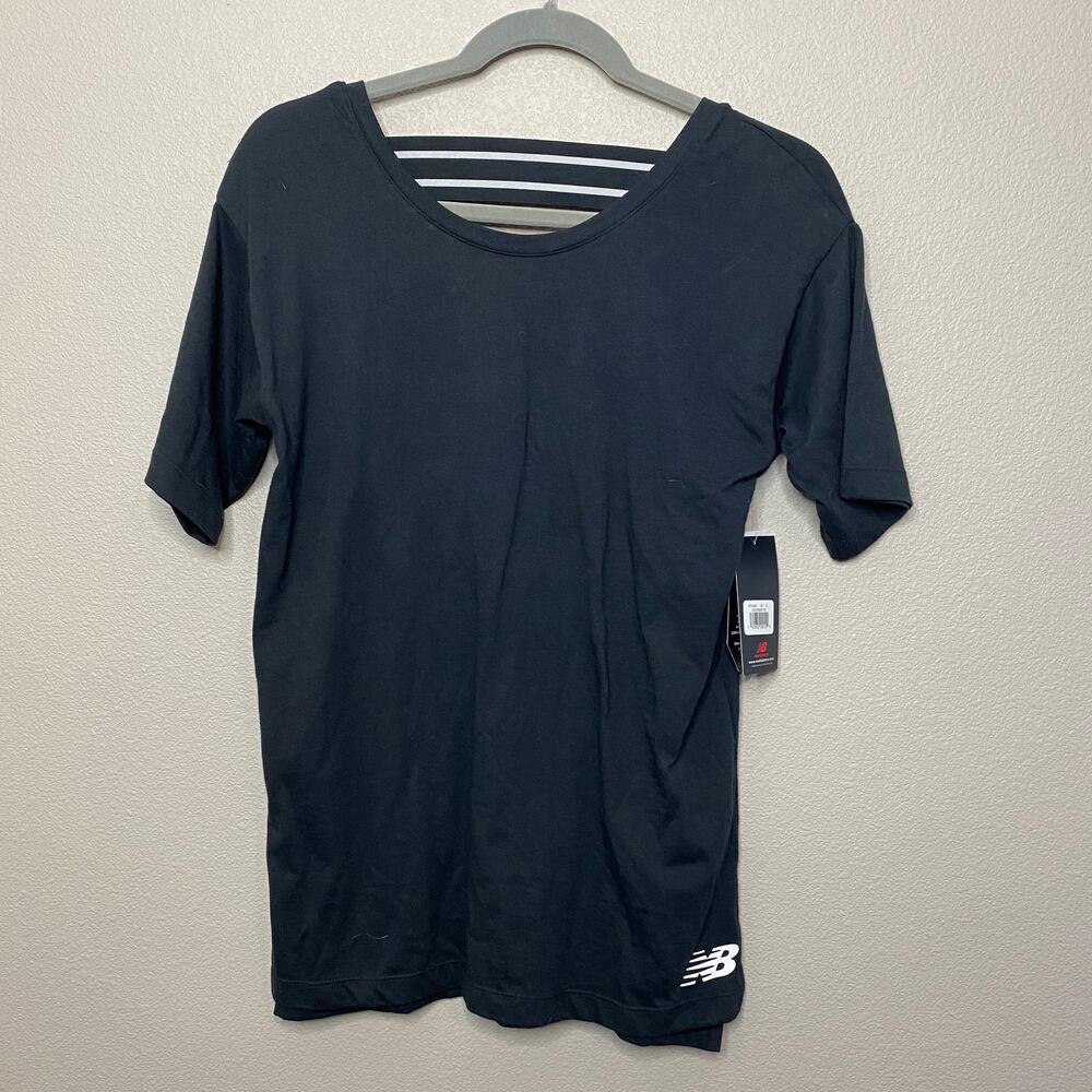 NWT New Balance‎ Black Contender Tee Low Back